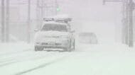 「とうとう来るのか」札幌市では4センチの積雪も...12月上旬並みの寒気が到来 強風で大型クレーンが倒れ男性2人が下敷きに 意識不明の重体