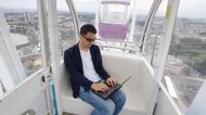 観覧車に乗りながら“空中テレワーク”ができる! よみうりランドの新サービスが楽しそう