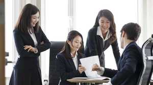 就活ルール廃止の背景に“外資”との人材争奪戦!