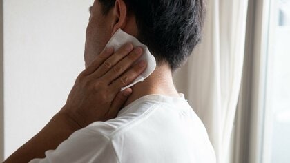 自分の「ミドル脂臭」に気づいている？簡単チェック方法とプロが教える一手間かけたシャンプーでの撃退法 