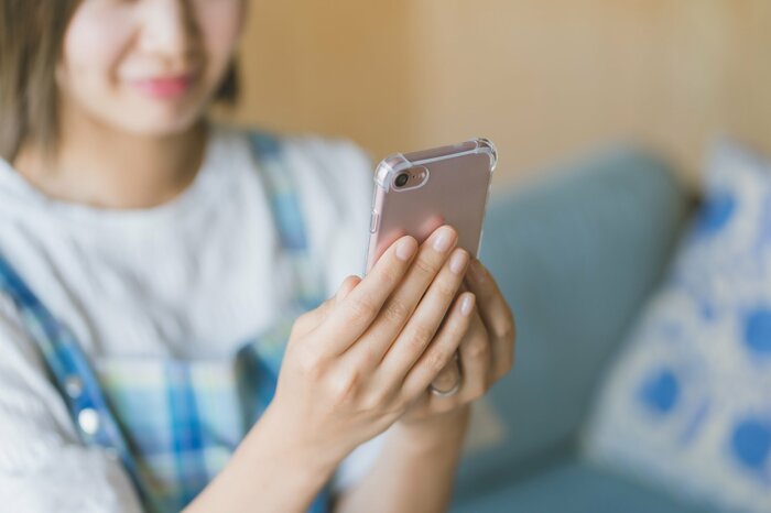 SNSは扱いに注意(画像はイメージ)