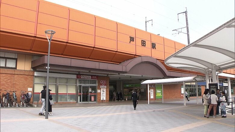 死亡した生後4カ月の赤ちゃんに目立った外傷なし…埼玉・JR戸田駅で行方不明の母子を保護　「妻と息子が出て行った」男性が通報｜FNNプライムオンライン