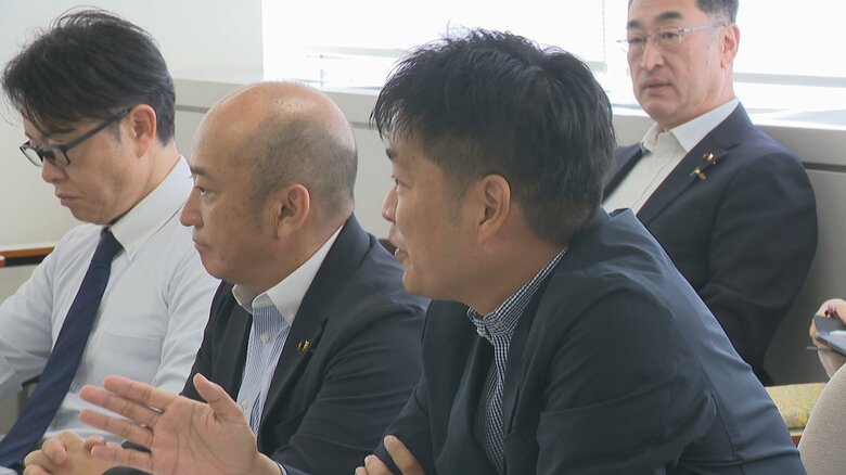 スクールバス運転手に「二種免許」は必要か　「子どもたちの命の軽視」富山市議会議員が要件化を強く求める　市は「検討する」にとどまる｜FNNプライムオンライン