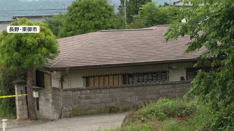 14歳長男「父親に襲われた」　住宅で44歳母親と12歳娘が死亡　逮捕した父親(46)は釈放…有毒物を服用か　長野・東御市｜FNNプライムオンライン