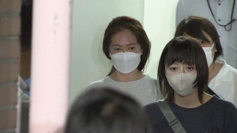 逮捕された徐琴容疑者(5日 本富士署)