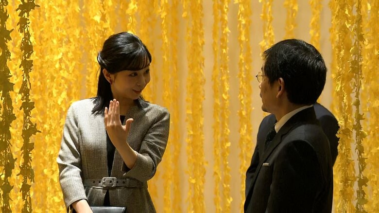 須藤玲子さん作「ピカチュウの森」をご覧に
