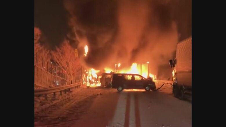 関越道で事故（視聴者撮影）