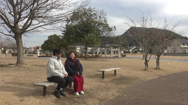 これまでを振り返る母・真紀子さんとアリンゼ選手