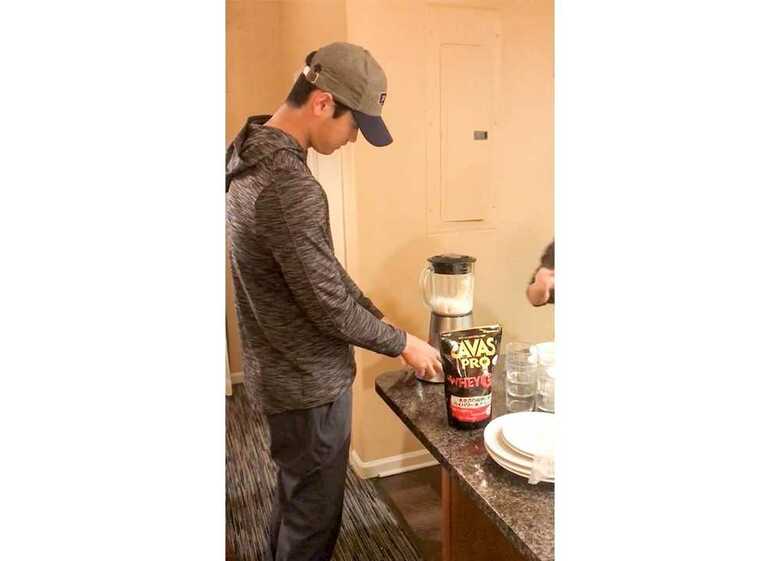 足りない栄養分はプロテインで補給