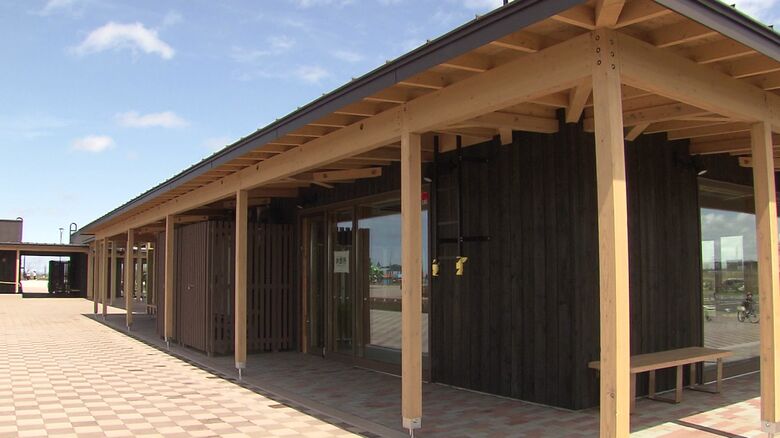 休憩可能なパークセンターもオープン