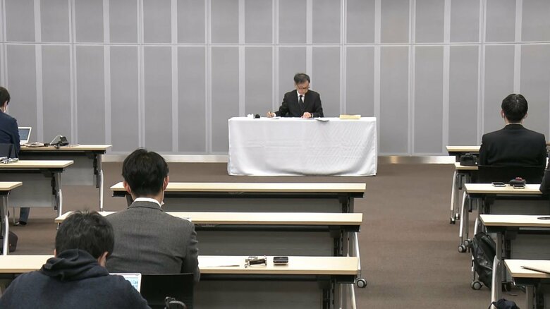 日本郵便の記者会見(26日午後)