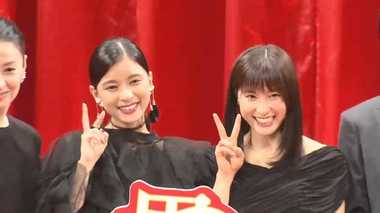 土屋太鳳&芳根京子 変われるなら誰の顔になってみたい?