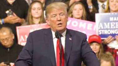 トランプ大統領、中間選挙の勝利シナリオに赤信号