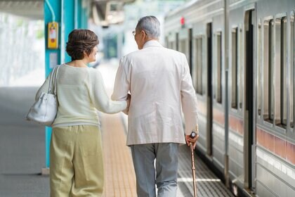 思い出話やコロナ後の旅プランを聞かせて! 宿泊予約サービス会社が「おしゃべりダイヤル」を開設…楽しみ方を聞いた