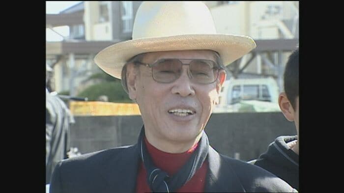 東日本大震災の避難所で『アンパンマンのマーチ』を大合唱する子供の姿に感動したやなせさんは94歳で亡くなるまで復興のために尽力した