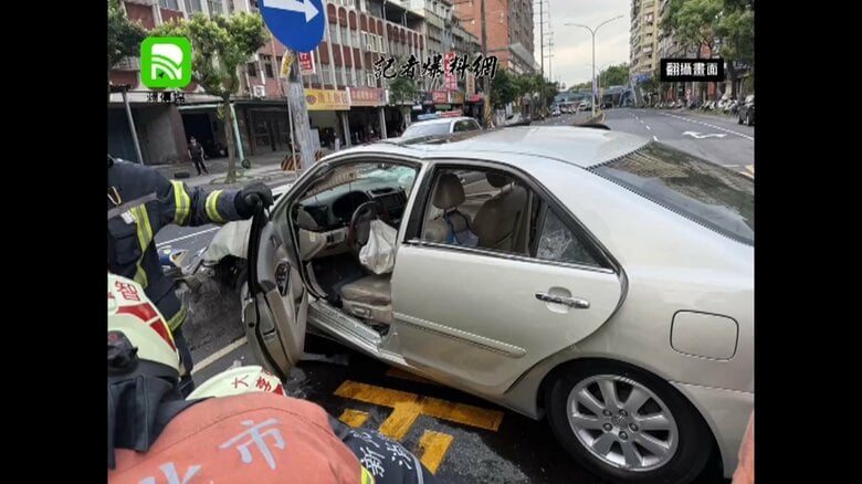 台湾・新北市　車暴走し3人死亡、10人以上が負傷｜FNNプライムオンライン