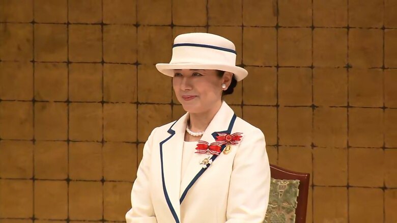 皇后雅子さまが全国赤十字大会へ　名誉総裁として表彰状授与　「心から応援しています」防災伝える高校生と交流　愛子さまは業務で会場入り｜FNNプライムオンライン