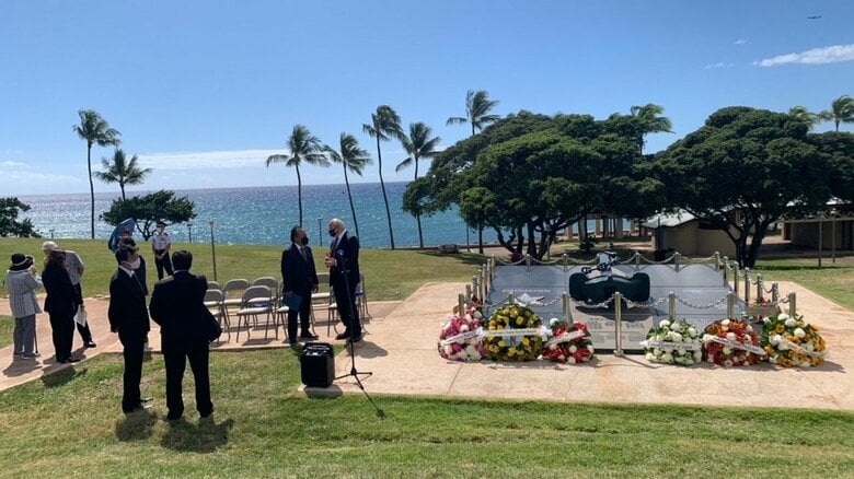 慰霊式典にはホノルル市長やハワイ州知事も参列