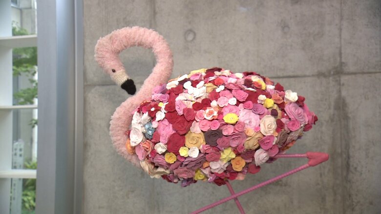 フラミンゴをモチーフにした作品『綺鳥―イロドリ―』