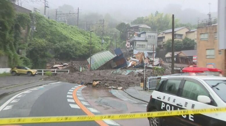 2021年7月3日　押し寄せる土石流
