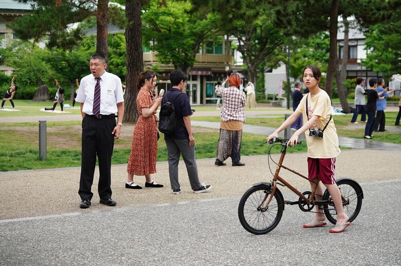 『１秒先の彼』 (c)2023『１秒先の彼』製作委員会 ７月７日(金)TOHO シネマズ日比谷ほか全国ロードショー