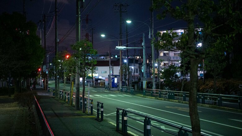 夜に歩くことも想定してみよう（画像はイメージ）