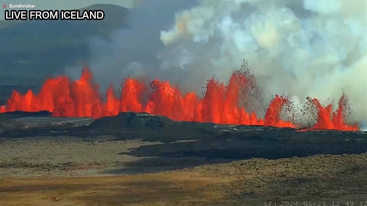 アイスランドで去年12月から5回目の噴火　2.4kmの亀裂から高さ約50メートル溶岩噴き出す