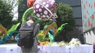 「作品の魂が生き続ける」草間彌生さん偲び献花台　故郷の松本市美術館　草間さんの作品“幻の華”の前に設置「世界や愛を大切に作品を作ったことは尊い」　代表作・大いなる巨大な南瓜など常設展示も市民に無料開放