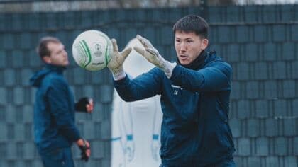 「何度でも這い上がる」GKシュミットダニエル “フランス移籍破談”どん底から再び目指す日の丸【後編】