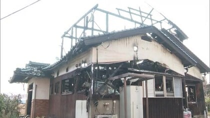 【続報】米子市で住宅1棟全焼　40代男性が火傷と骨折の疑いで重傷の模様　70代夫婦は避難（鳥取）