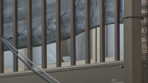 川口市の住宅で男女2人死亡　男性の声で通報「ケアマネジャー切りつけた」　住人の高齢女性の息子が刺したあと自殺か