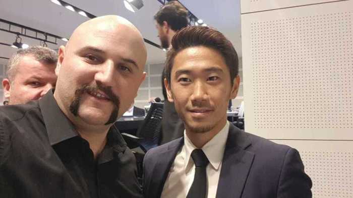 香川を慰留したのはパイロット!?「ナンネンモ イッショニイテ!」