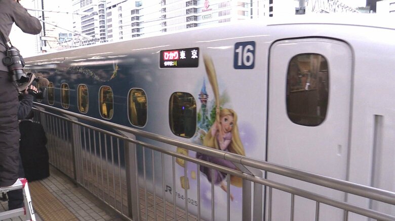 ラプンツェルなどデザイン…ディズニーとコラボした特別車両『ワンダフルドリームズ新幹線』期間限定で運行開始｜FNNプライムオンライン