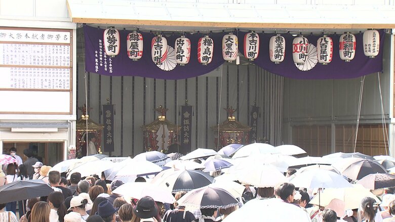 御神体は無事にお旅所に安置された