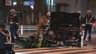 車とバイクが衝突　2人けが　東京・台東区の交差点