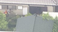 【速報】宇都宮のクマに麻酔銃発射　麻酔の効きを確認中　目撃情報あった住宅街に多数の警察官ら集まり中庭を包囲　栃木