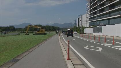 2車線から最大6車線も可能な道幅に交差点は立体交差　県道大津植木線を多車線化にアクセス道路も　総事業費195億円で2028年度完成目指す