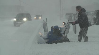 <近づく冬…除雪機が品薄に>そろそろ気になる“冬支度” 硬い雪にも対応する最新機種に熱視線 メンテナンス&保管無料のレンタルも人気 北海道