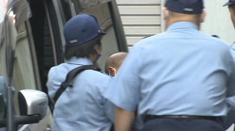 防衛装備庁元職員で陸上自衛官の男ら3人逮捕　青森の試験場入札巡りむつ市の建設会社に便宜図った見返りに飲食店で接待受けたか　