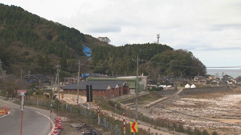 能登半島地震から11カ月たってようやく仮設住宅に入居始まる…地震と豪雨の二重被災に見舞われたさいはての街「珠洲・大谷町」に残る人、出ていく人、それぞれの思い｜FNNプライムオンライン