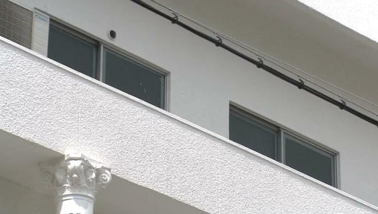風俗店で女性従業員と男性客死亡　男性客が女性従業員を刃物で刺したあと自身も刺したか　神戸・兵庫区｜FNNプライムオンライン