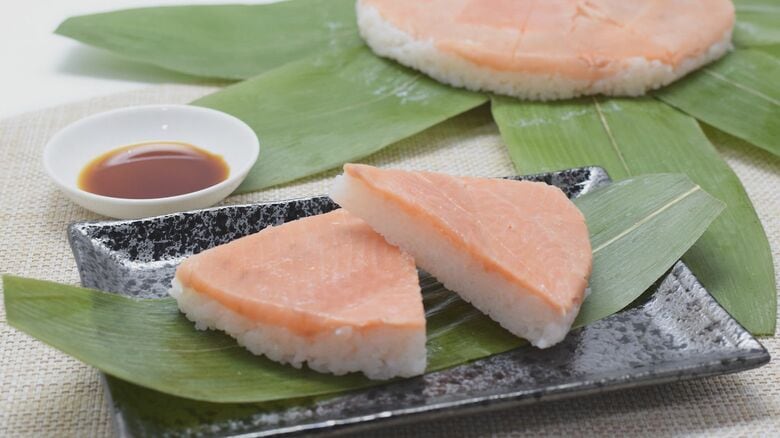 「甘味7.8」「酸味5.8」…富山市民200人が12店を食べ比べ、ます寿しの味を数値で可視化したチャートが公開　「自分好み」を見つける参考に｜FNNプライムオンライン