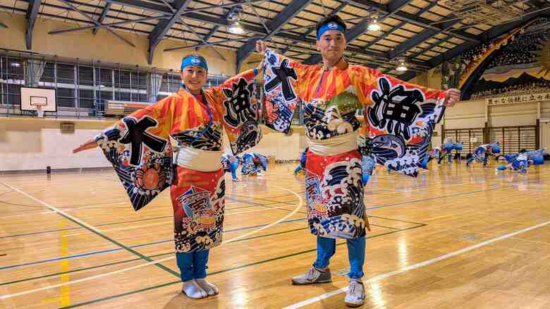【YOSAKOIソーラン祭り】白扇子に託す夢―枝幸町「夢想漣えさし」大賞5回受賞の人気チームの挑戦と絆―夢・想い・今、動き出そう！！｜FNNプライムオンライン