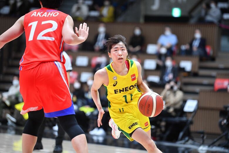 渡嘉敷選手とのホットラインを見事に決めた岡本彩也花選手