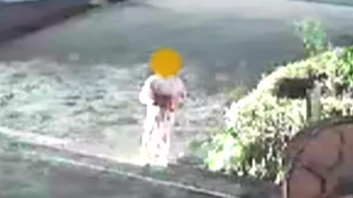 温泉 行方不明 女性