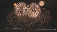 【日本三大花火】鎮魂と平和願う“長岡まつり大花火大会” 「迫力と美しさに感動」2万発以上の花火が夜空を彩る…印象に残った花火は?