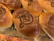 特殊詐欺の被害防止を…パン専門店で『アンしんパン』販売開始 “サギちゅうい”等の焼き印 愛知・安城市