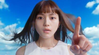 川口春奈 ノースリーブ衣装で魅せる…幼い頃なりたかったのは女優ではなく「女の子の王道な感じ」