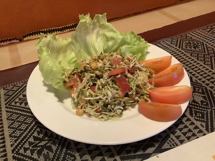 お茶のサラダ「ラペトッ」