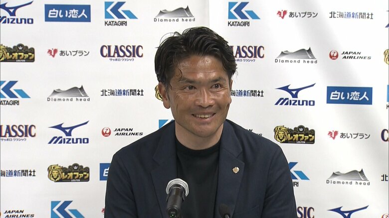 【コンサドーレ】途中出場バカヨコの同点ゴール！青木が芸術的な直接フリーキックで劇的な逆転勝利。ホームでは約1ヵ月ぶりの勝利をサポーターに届けました。｜FNNプライムオンライン